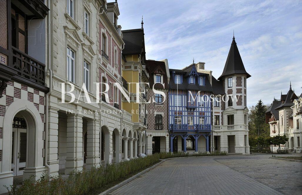 ТАУНХАУС 262 м² с отделкой