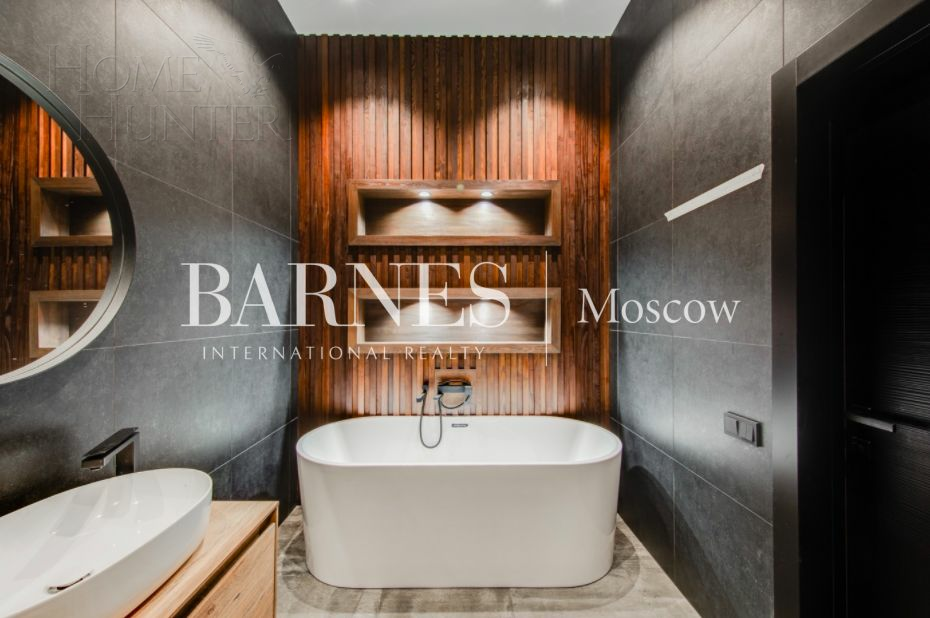 2-этажный коттедж 540 м² с отделкой