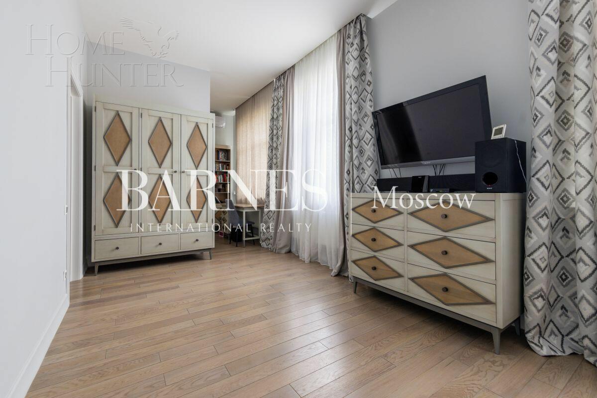 2-этажный коттедж 820 м² с отделкой