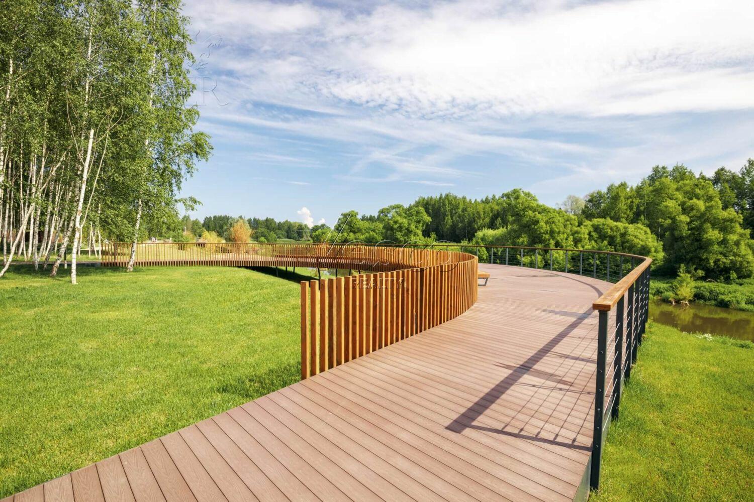 Участок 41.1 сот. в охраняемом поселке