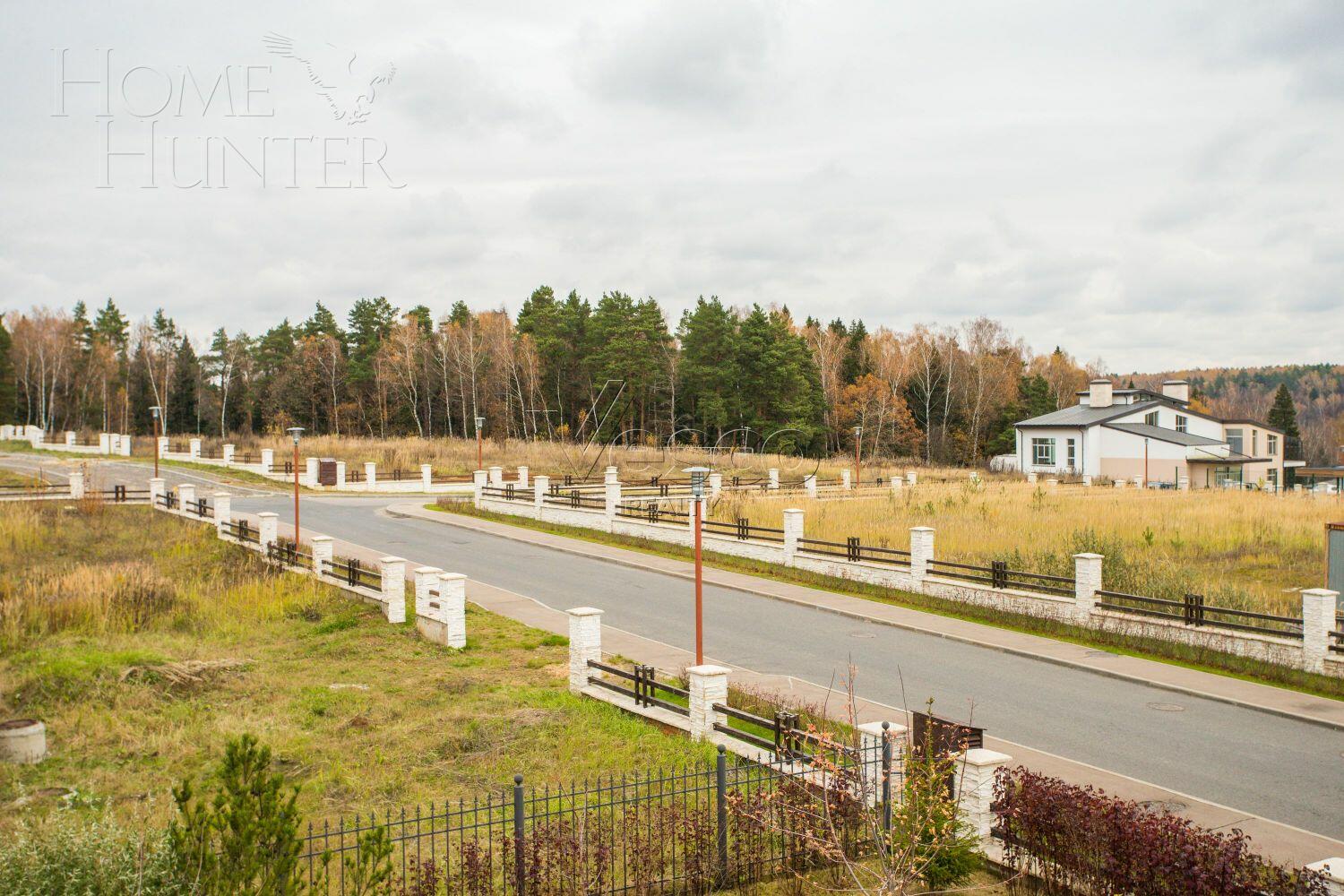 Участок 32.2 сот. в охраняемом поселке