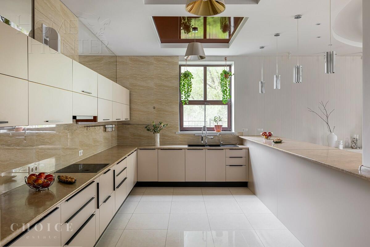 2-этажный коттедж 430 м² с отделкой