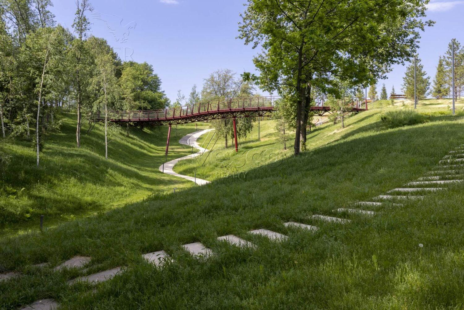 Участок 71 сот. в охраняемом поселке