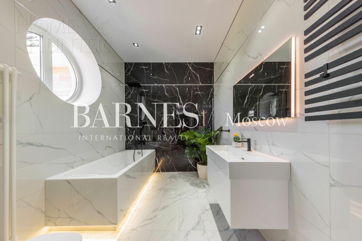 2-этажный коттедж 600 м² с отделкой