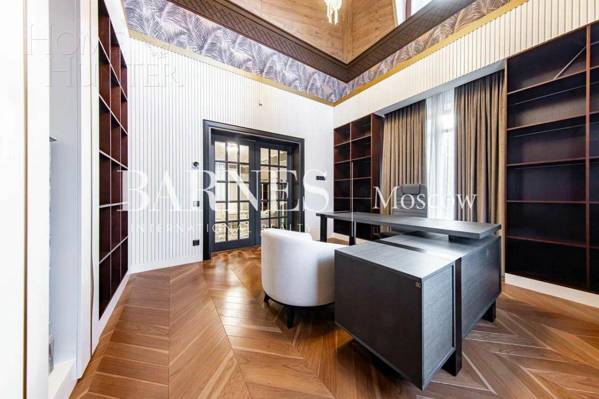 2-этажный коттедж 702 м² с отделкой