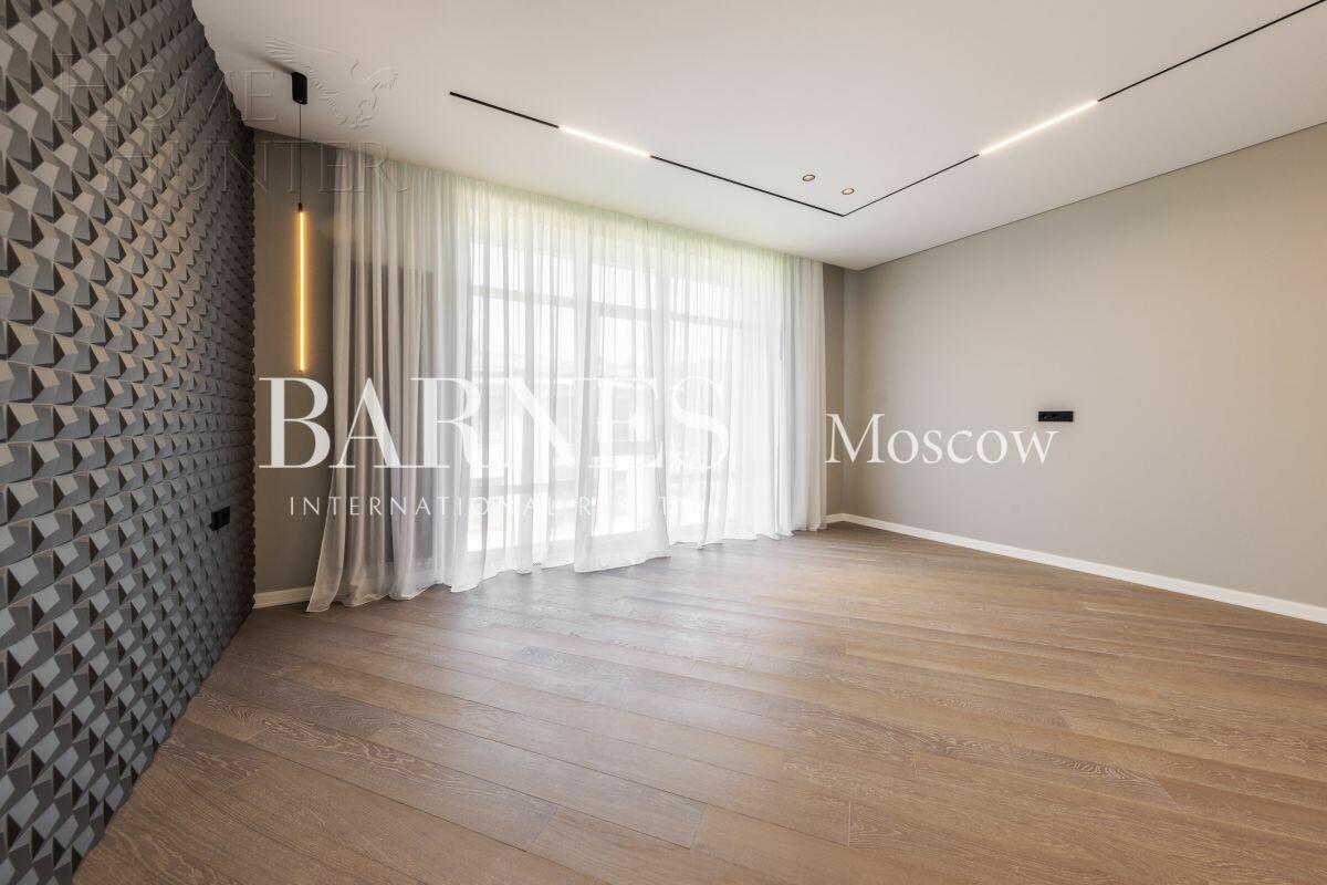 2-этажный коттедж 600 м² с отделкой