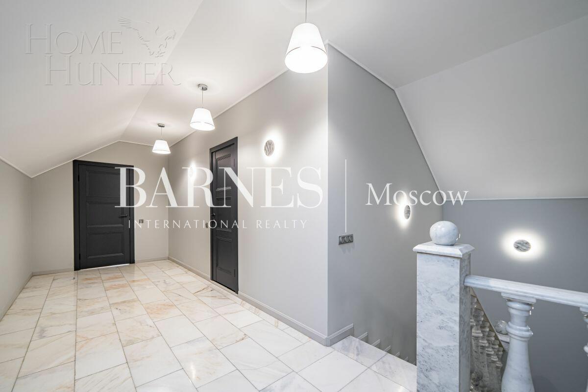 2-этажный коттедж 738 м² с отделкой