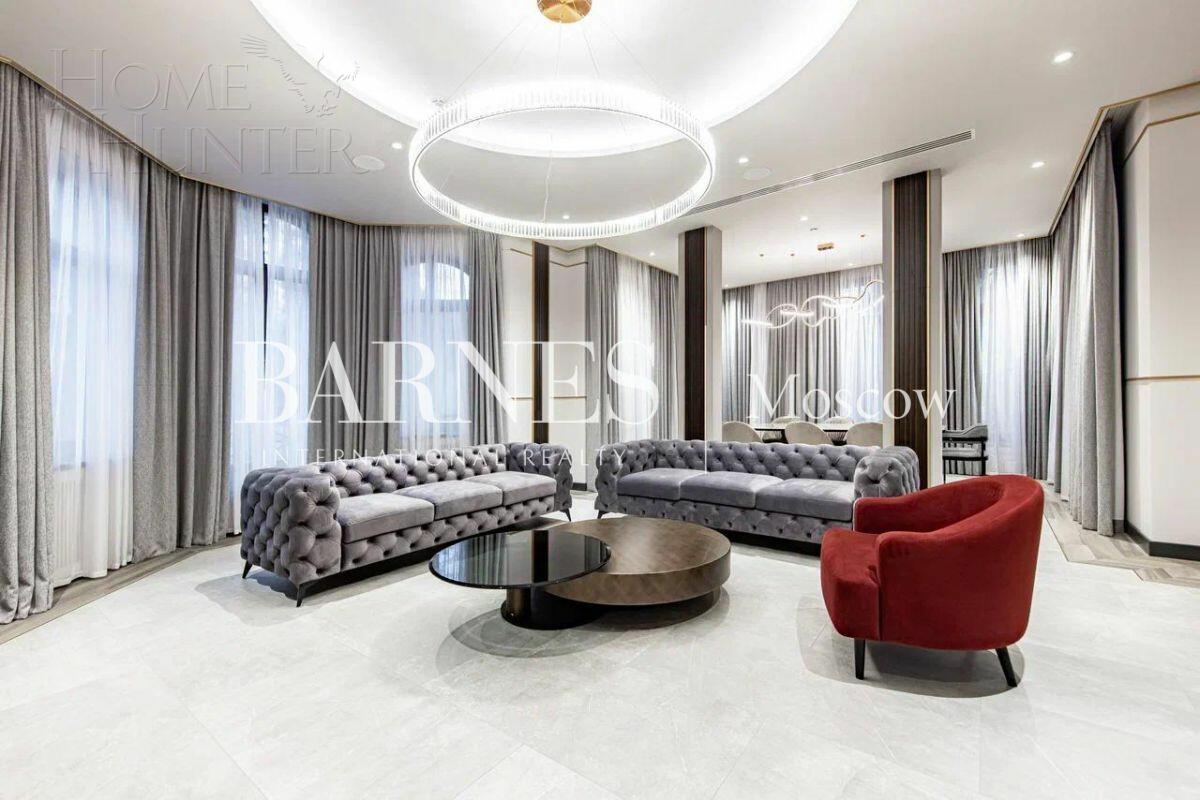 2-этажный коттедж 639 м² с отделкой