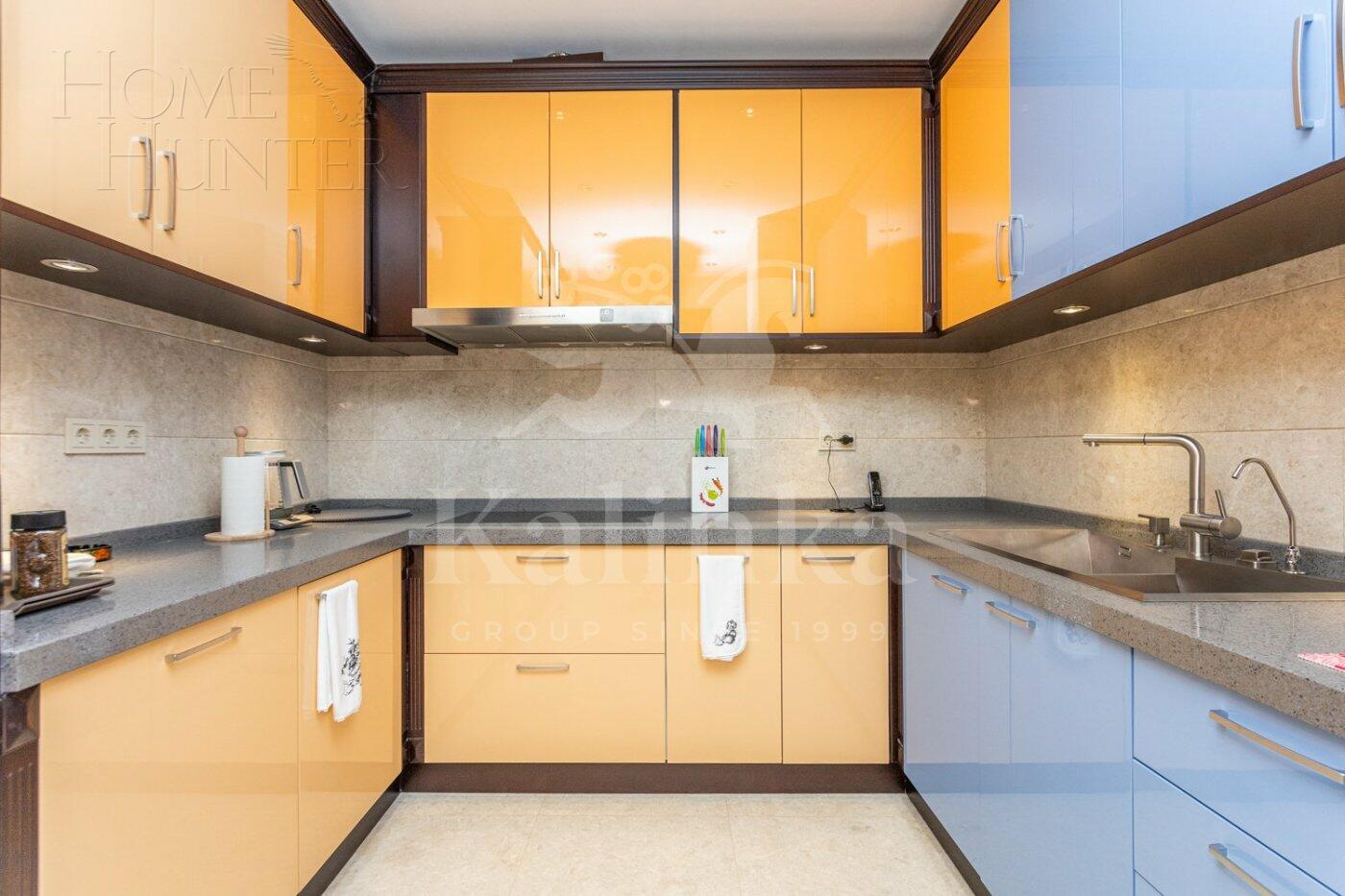 4-КОМН. КВАРТИРА С ОТДЕЛКОЙ 244 М² НА 4 ЭТАЖЕ