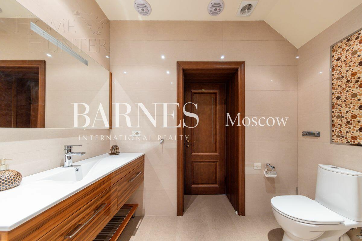 2-этажный коттедж 1 200 м² с отделкой