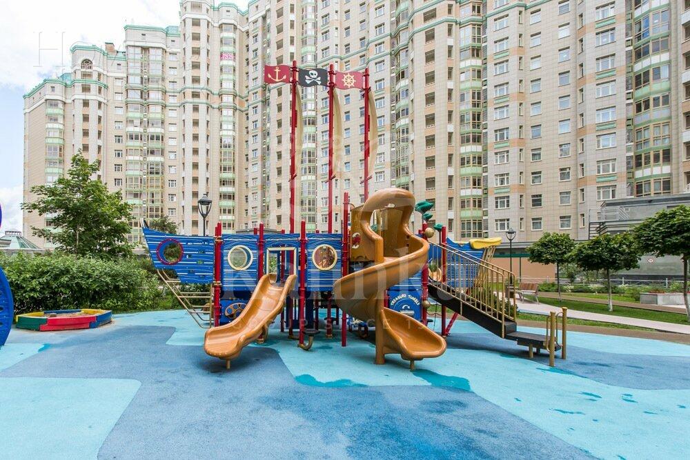 4-КОМН. КВАРТИРА С ОТДЕЛКОЙ 190 М² НА 7 ЭТАЖЕ