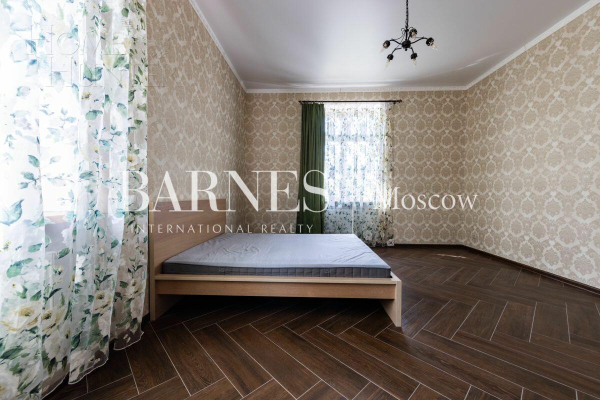 2-этажный коттедж 343.5 м² с отделкой