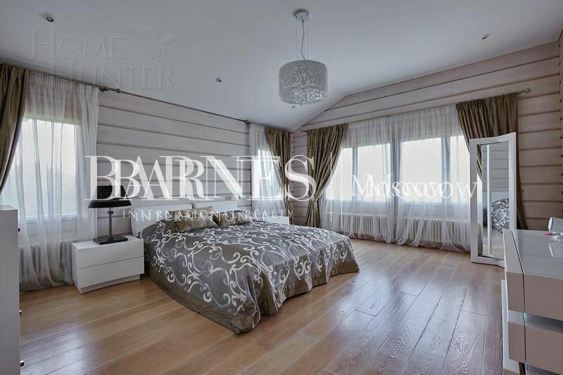 3-этажный коттедж 650 м² с отделкой
