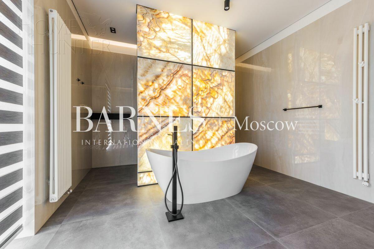 2-этажный коттедж 600 м² с отделкой