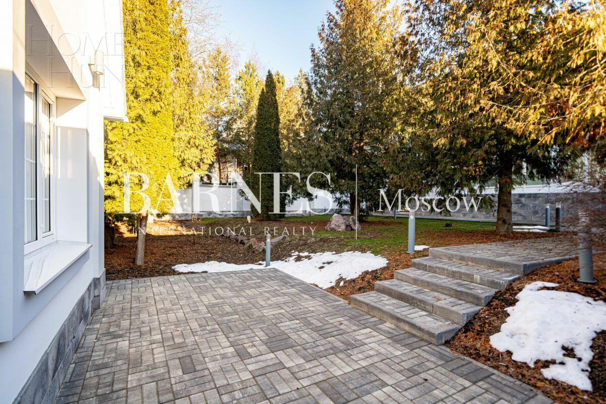 2-этажный коттедж 738 м² с отделкой