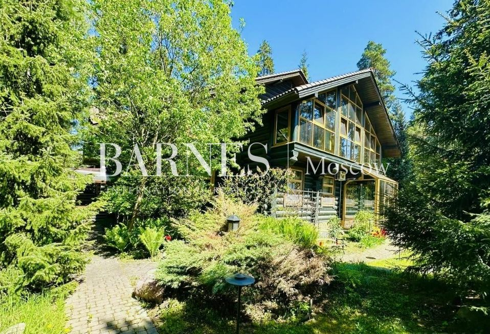 2-этажный коттедж 650 м² с отделкой