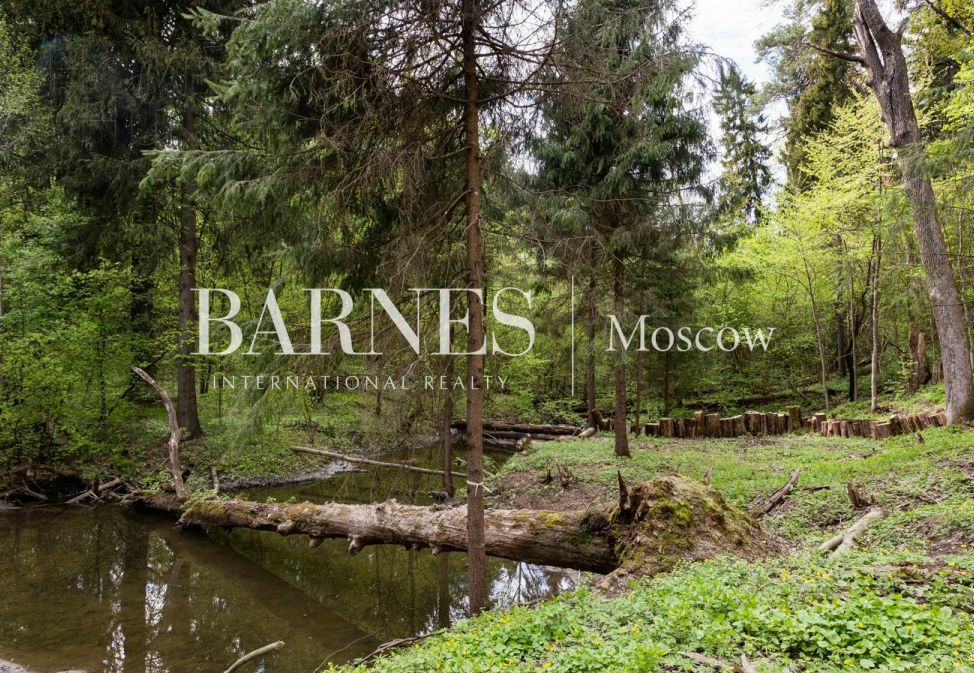 2-этажный коттедж 1 050 м² без отделки