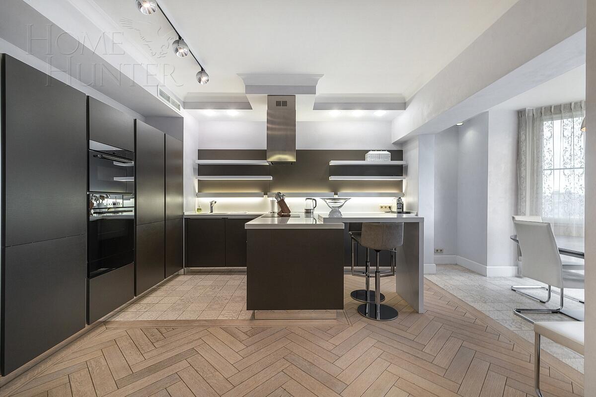 4-КОМН. КВАРТИРА С ОТДЕЛКОЙ 154 М² НА 7 ЭТАЖЕ