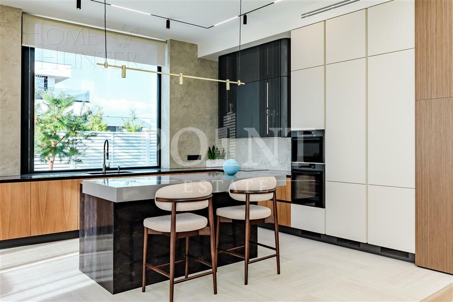 2-этажный коттедж 435 м² с отделкой