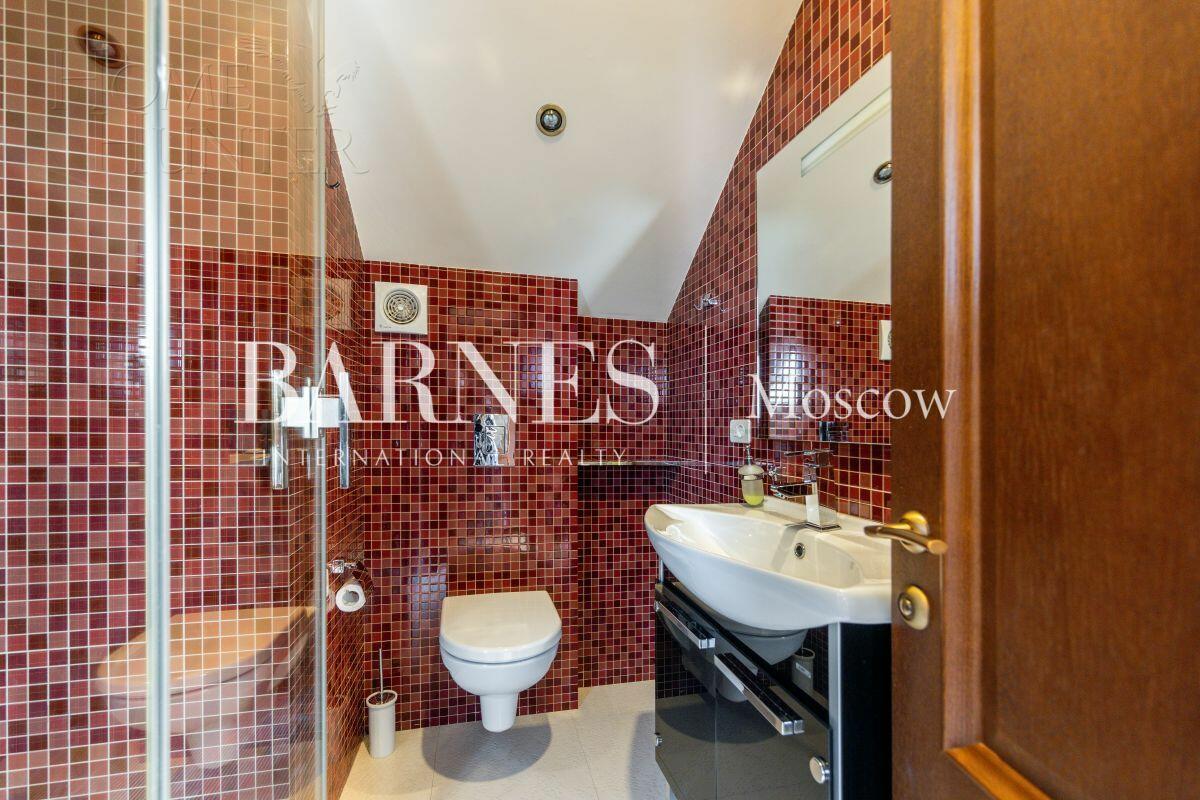 2-этажный коттедж 1 200 м² с отделкой