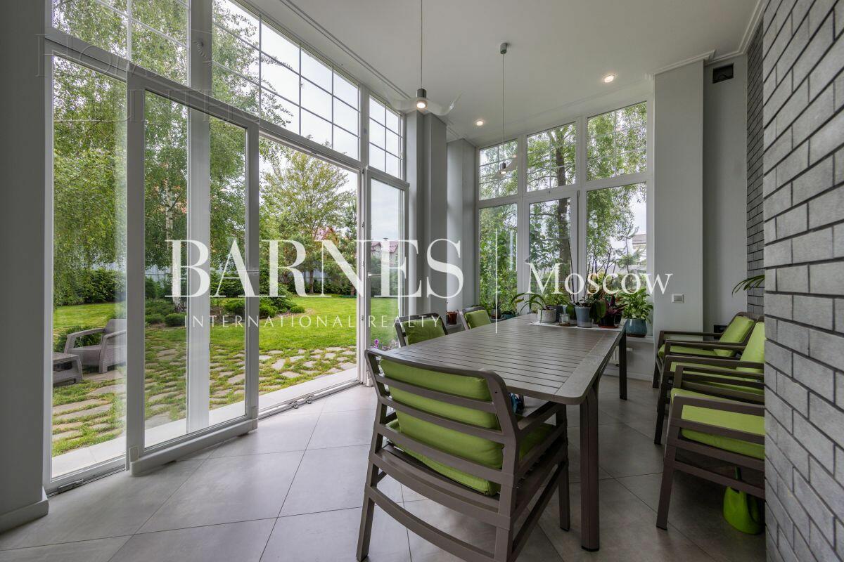 2-этажный коттедж 820 м² с отделкой