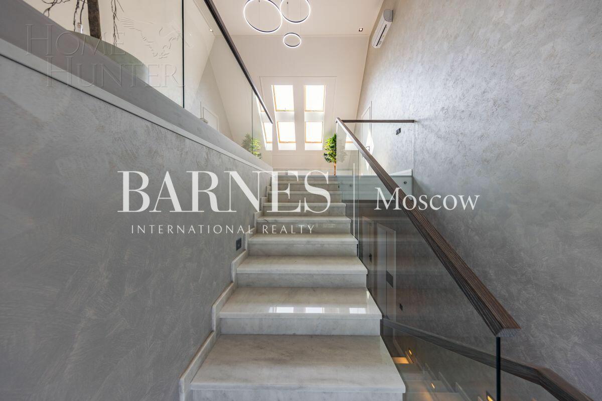 2-этажный коттедж 430 м² с отделкой