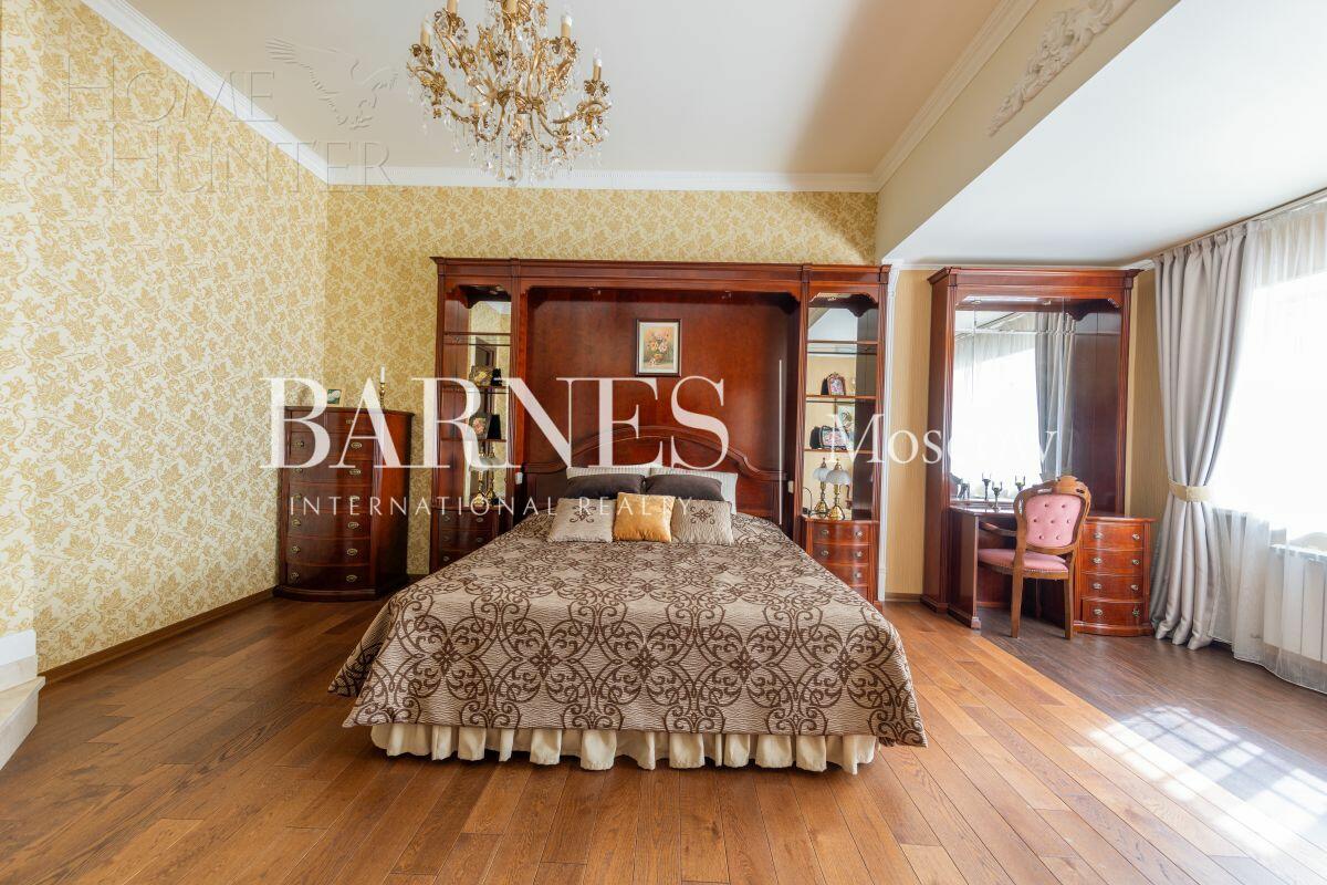 2-этажный коттедж 1 200 м² с отделкой