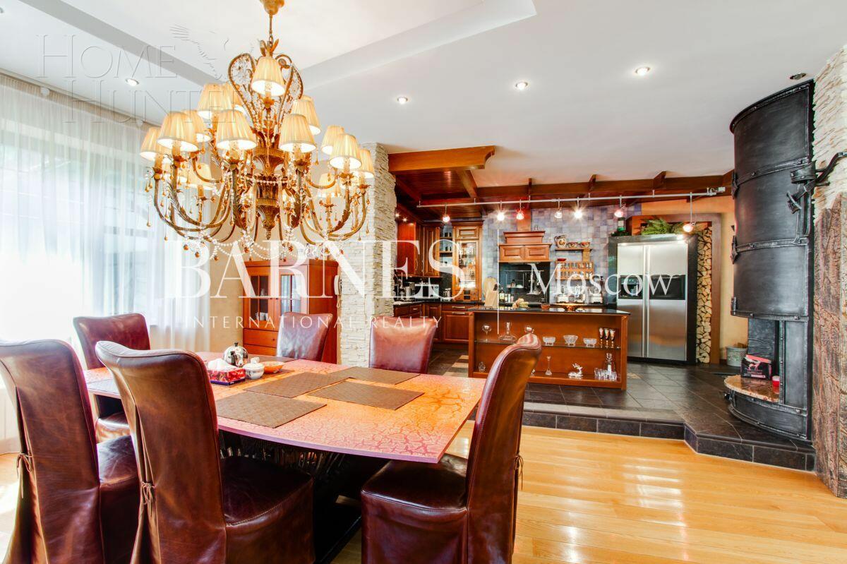 2-этажный коттедж 1 229 м² с отделкой