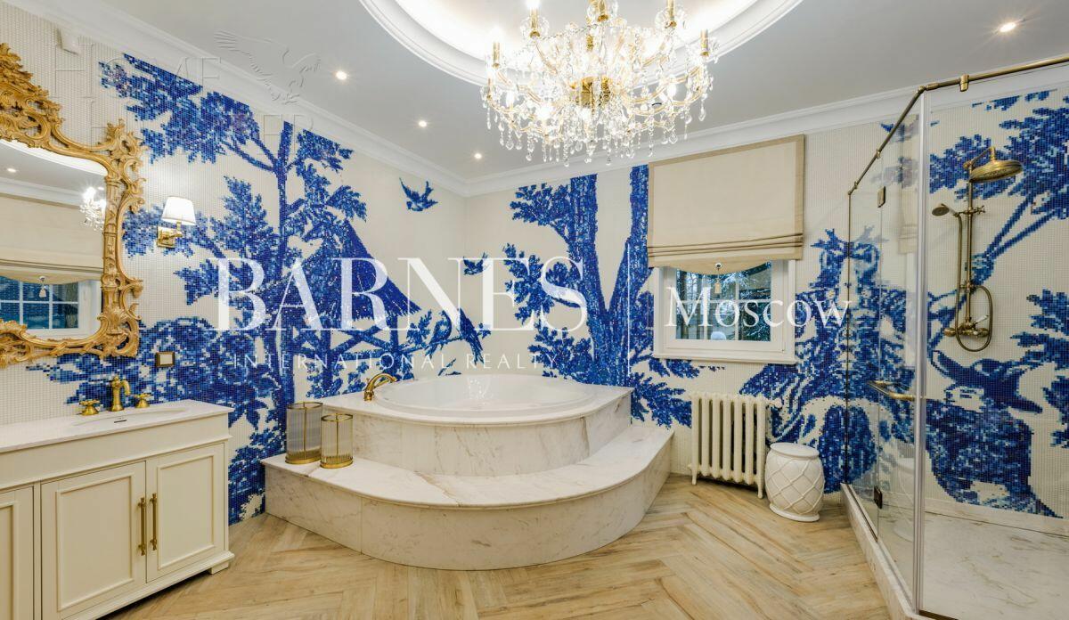 2-этажный коттедж 687 м² с отделкой