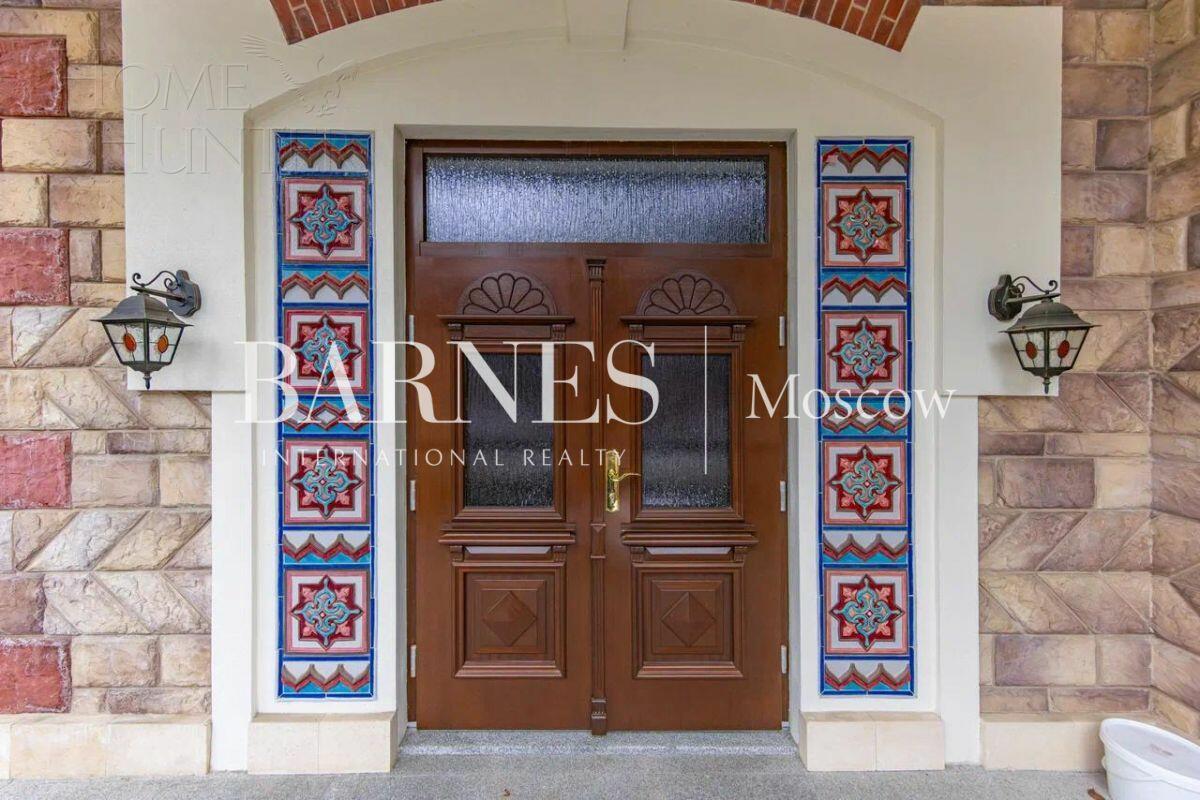 2-этажный коттедж 639 м² с отделкой