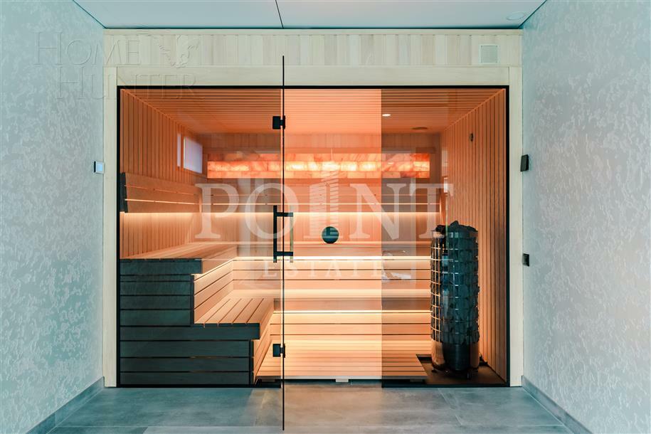 2-этажный коттедж 1 300 м² без отделки