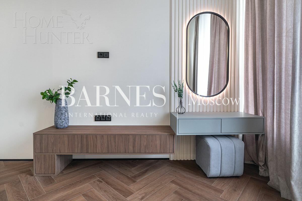 2-этажный коттедж 300 м² с отделкой