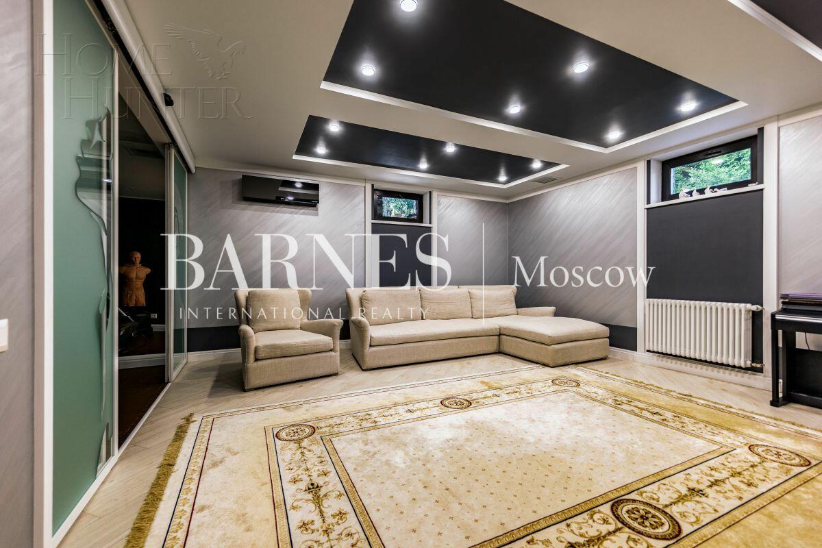 2-этажный коттедж 473.3 м² с отделкой