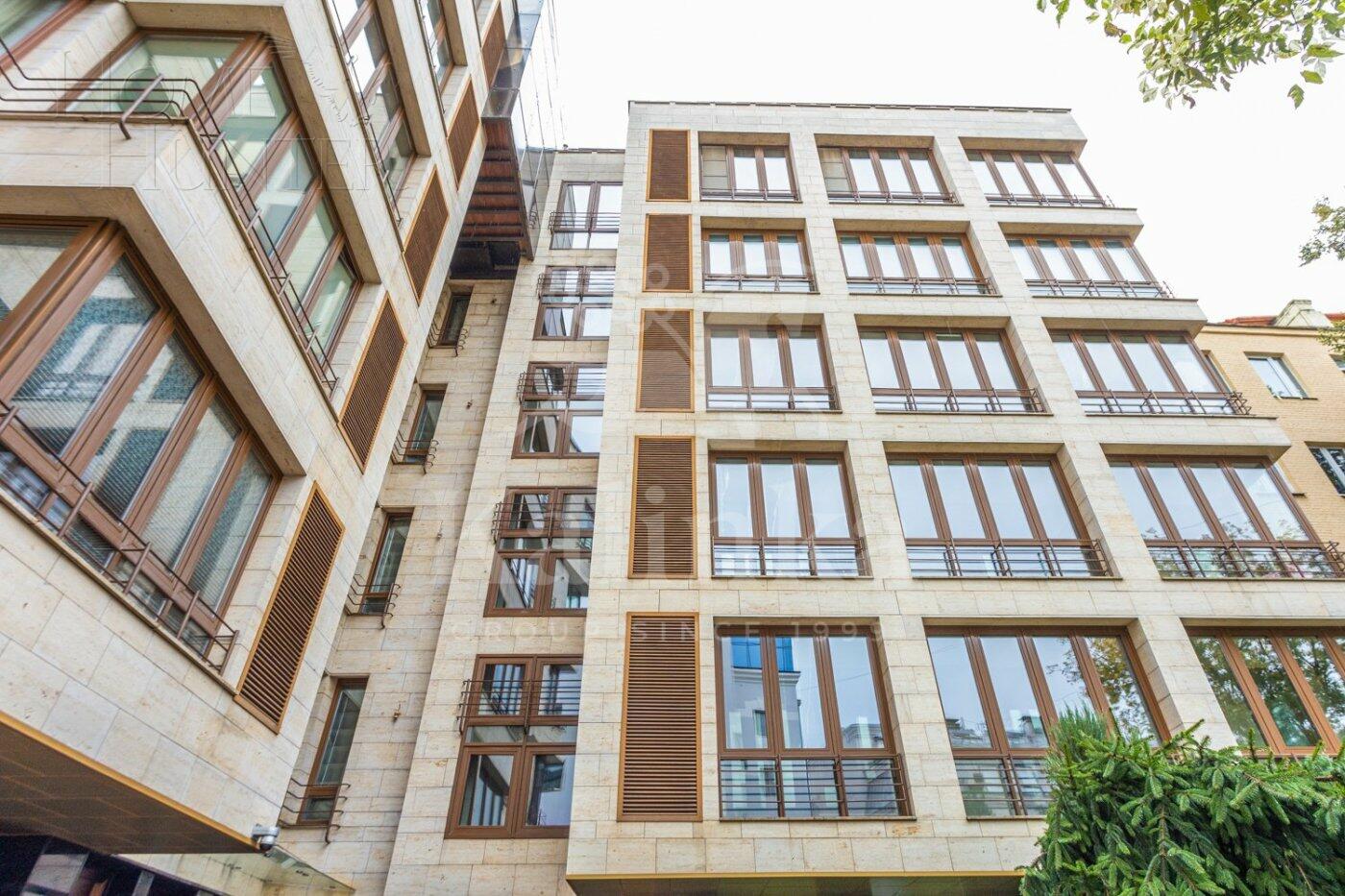 4-КОМН. КВАРТИРА С ОТДЕЛКОЙ 244 М² НА 4 ЭТАЖЕ