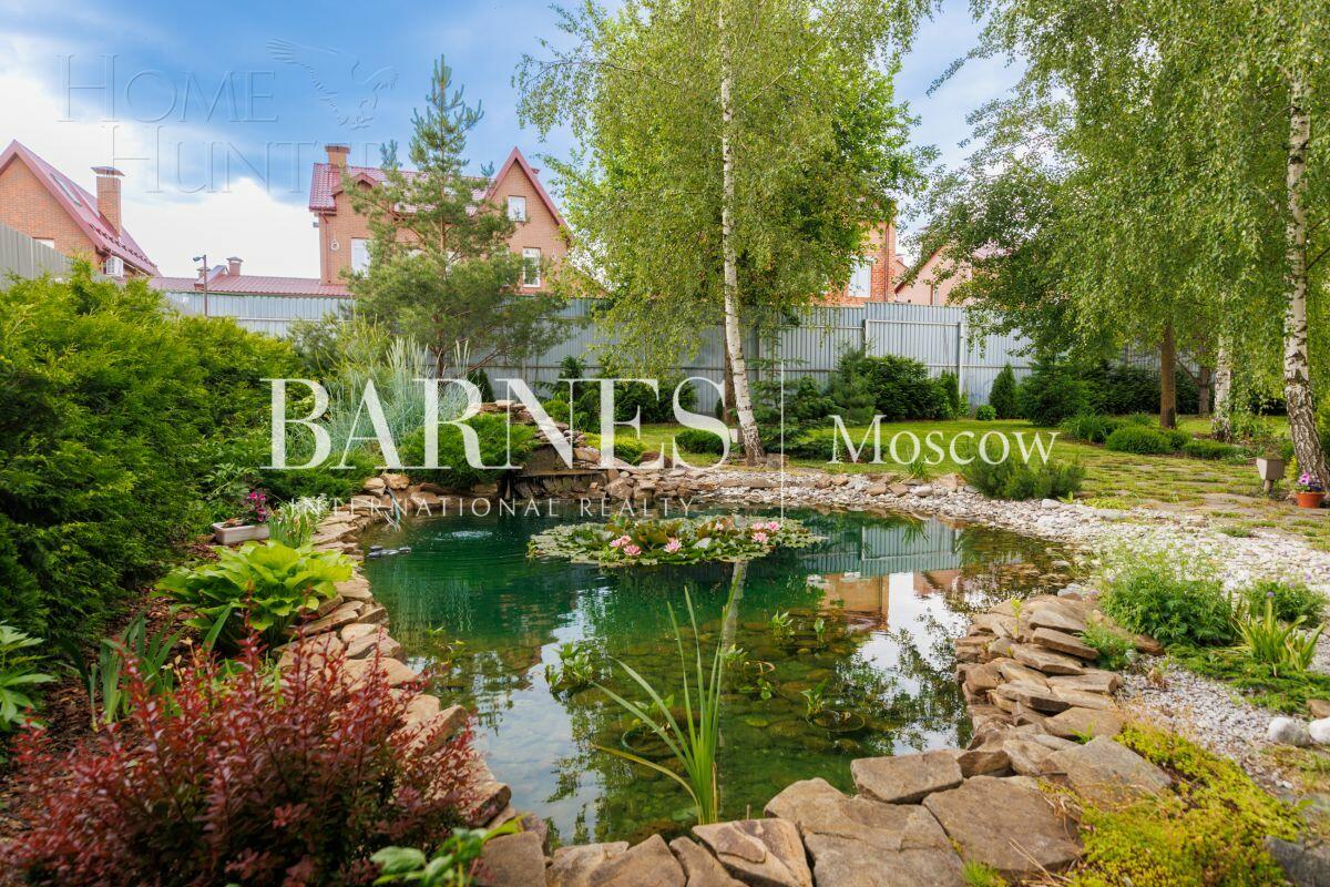 2-этажный коттедж 820 м² с отделкой