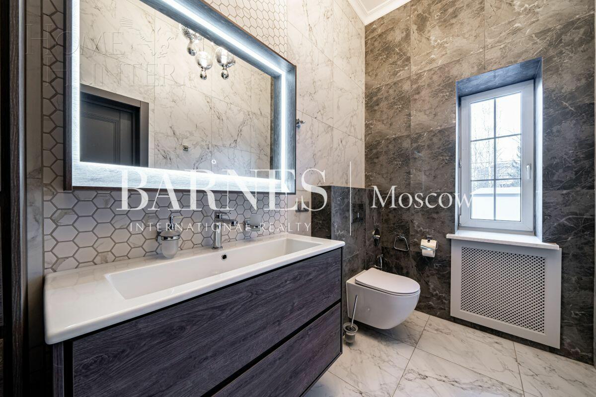 2-этажный коттедж 738 м² с отделкой