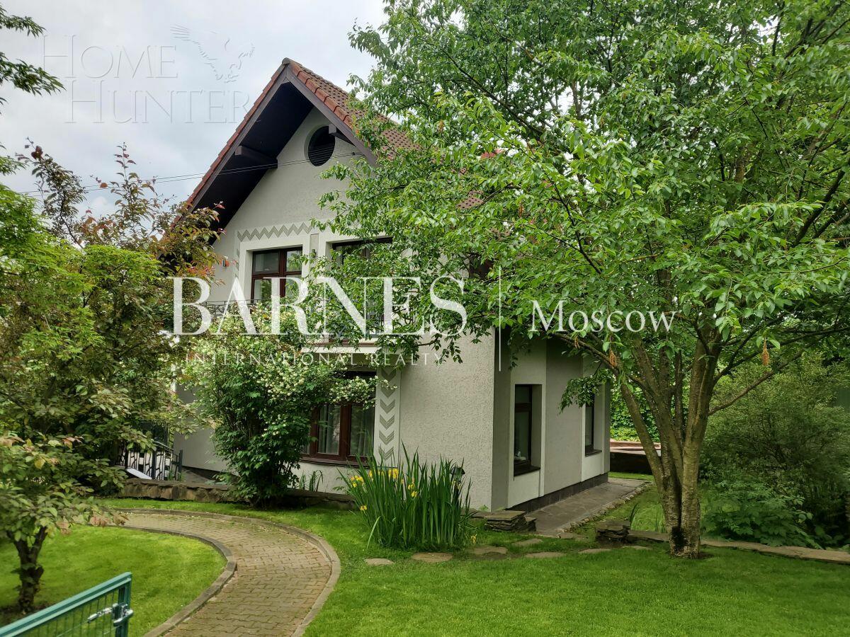 2-этажный коттедж 679 м² с отделкой