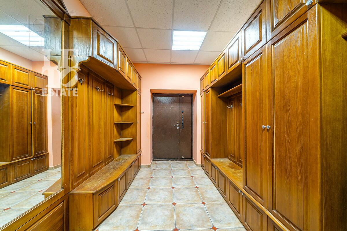 2-этажный коттедж 614 м² с отделкой