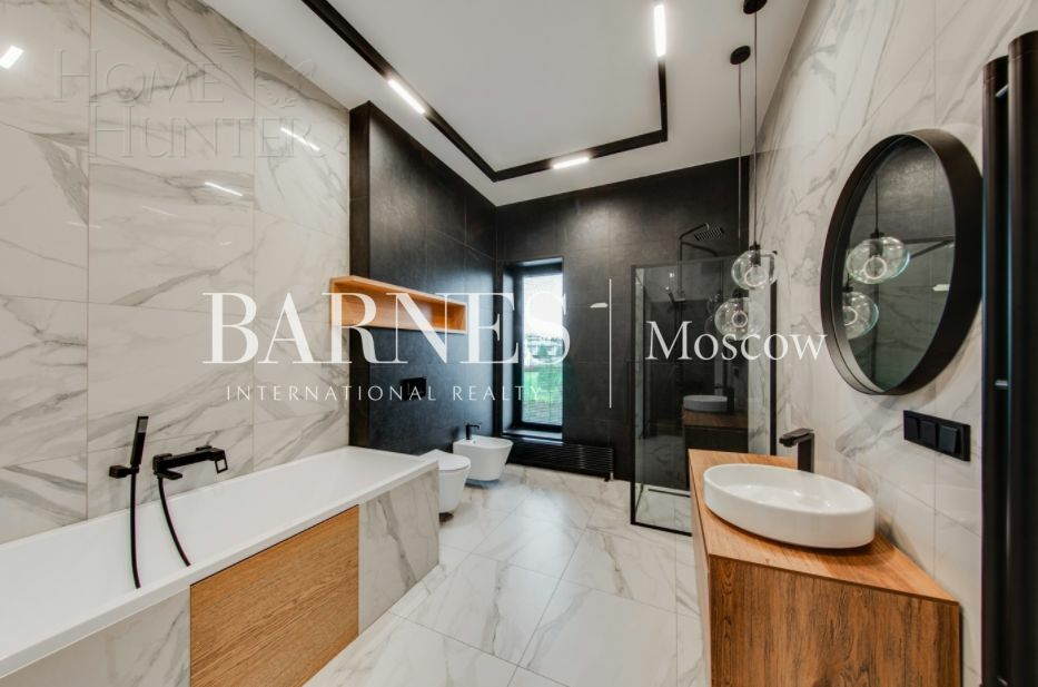 2-этажный коттедж 540 м² с отделкой