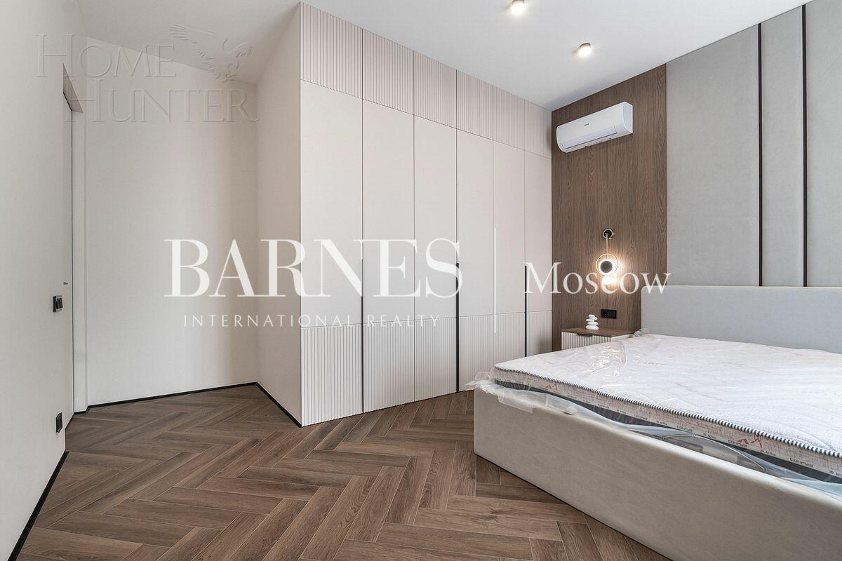 2-этажный коттедж 300 м² с отделкой