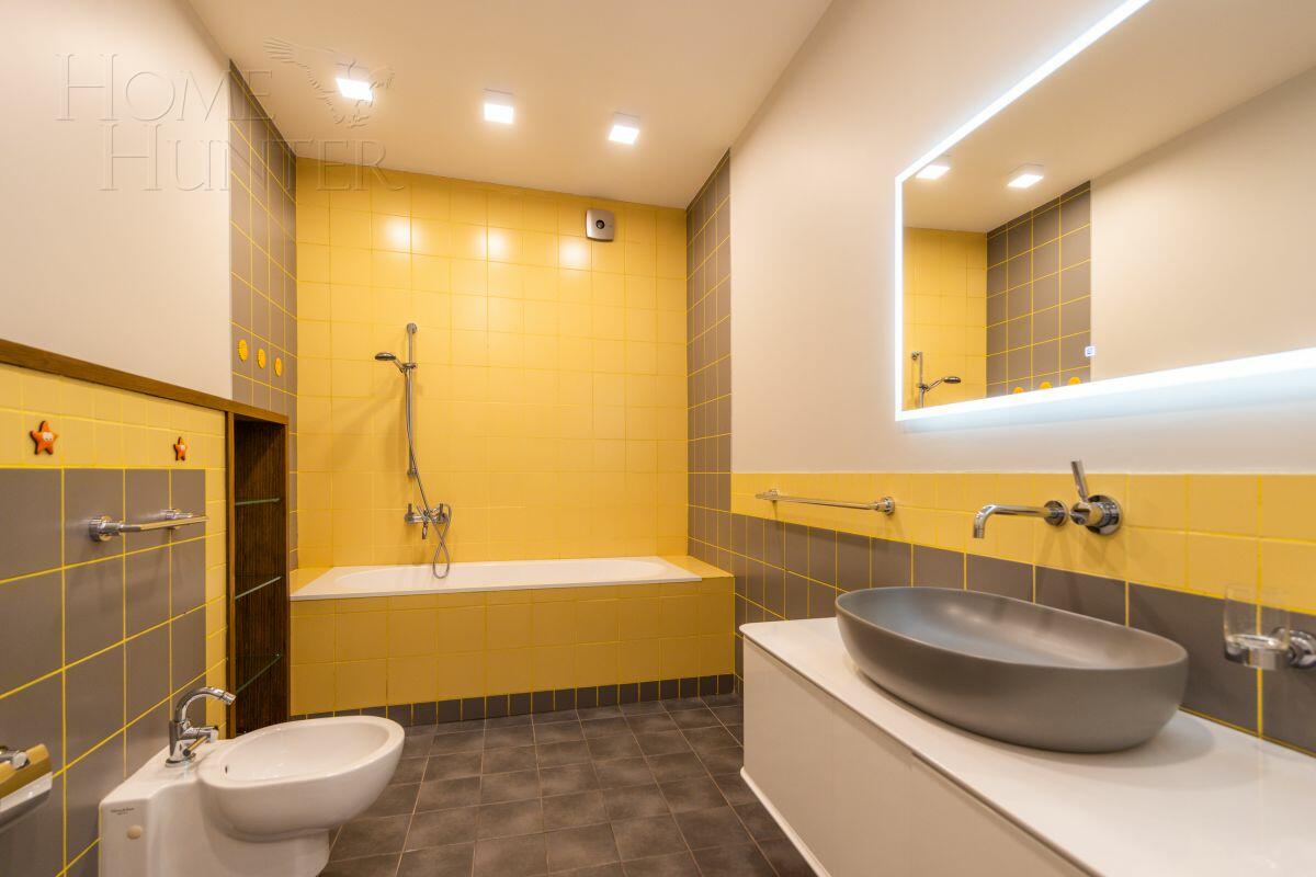 2-этажный коттедж 711 м² с отделкой