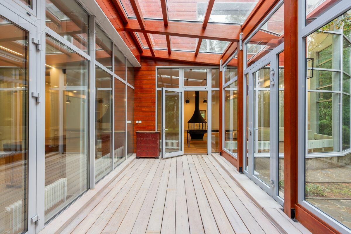 2-этажный коттедж 711 м² с отделкой