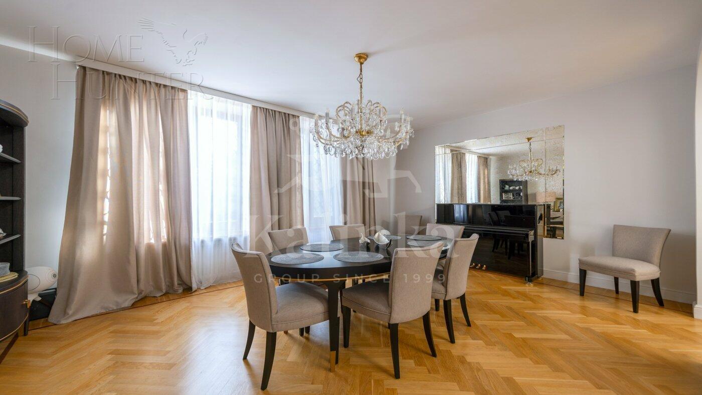 3-этажный коттедж 500 м² с отделкой