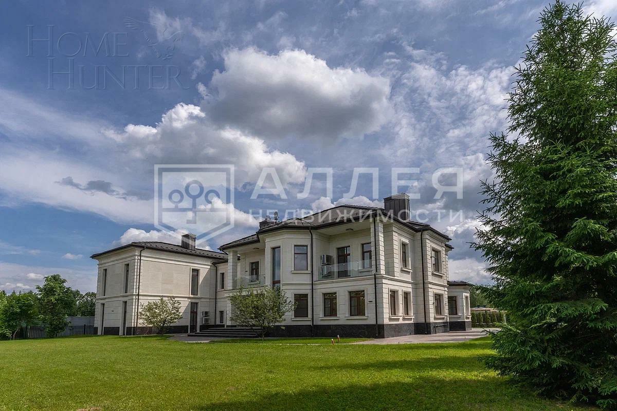 2-этажный коттедж 815 м² с отделкой