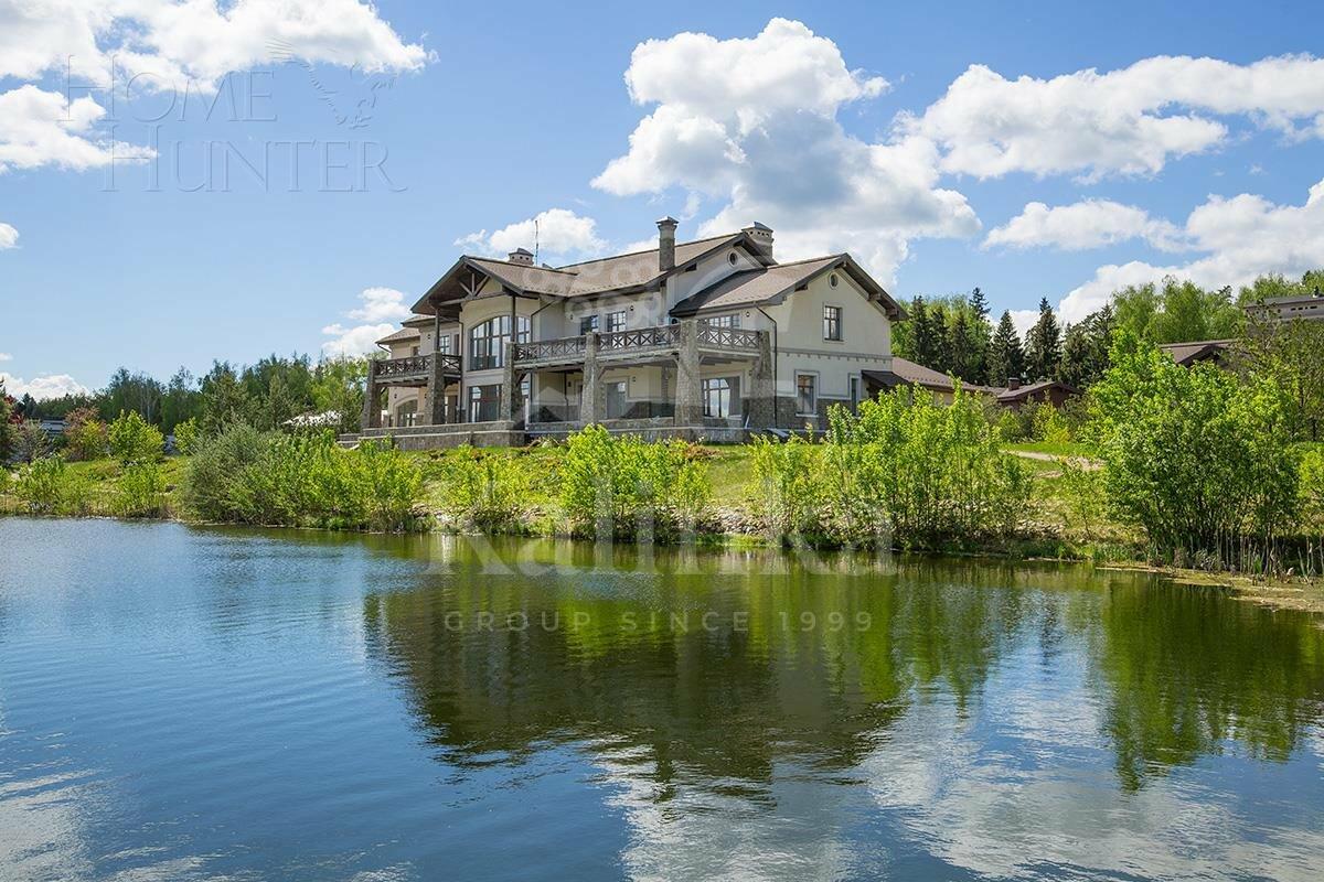 2-этажный коттедж 1 272.6 м² без отделки