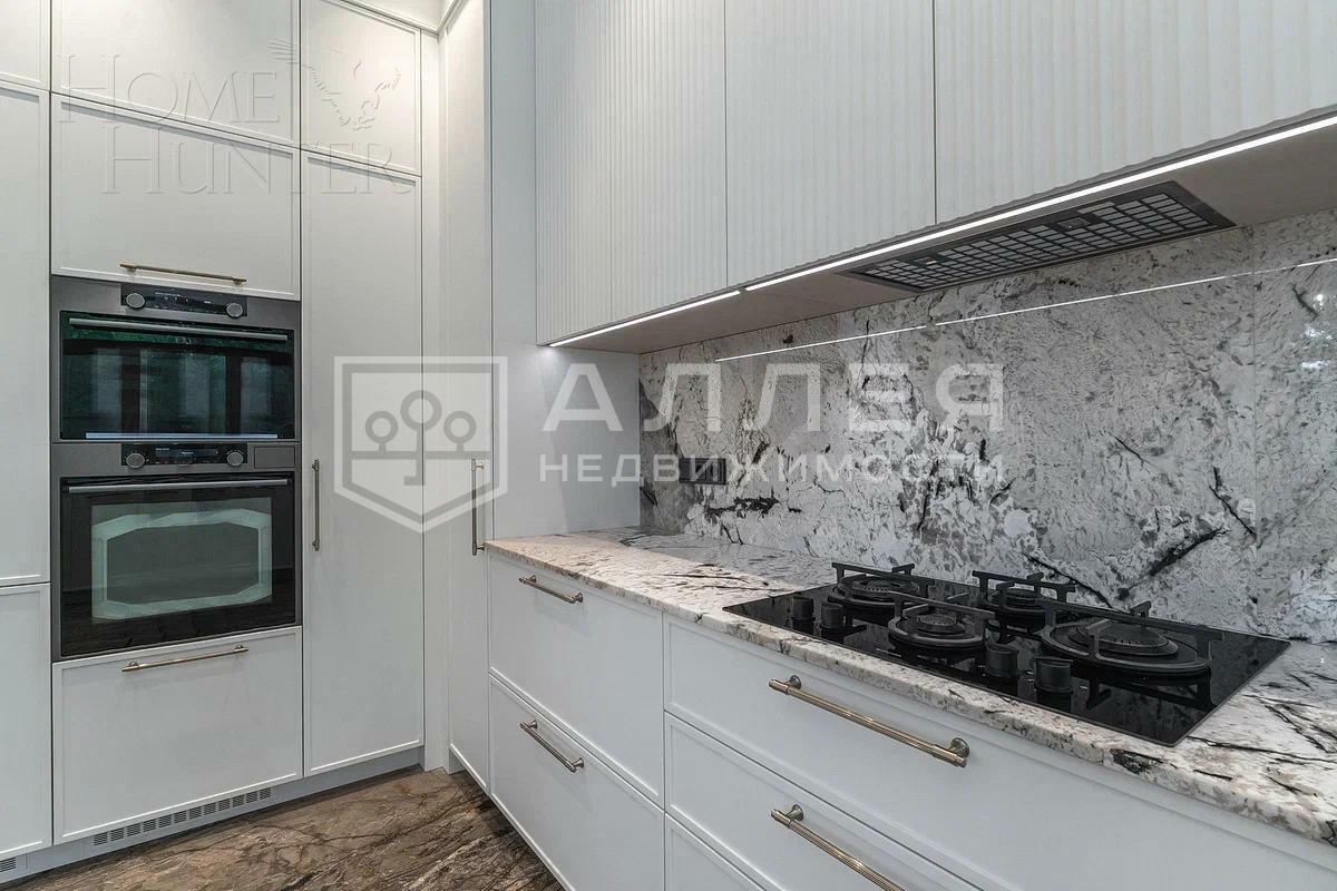 2-этажный коттедж 815 м² с отделкой