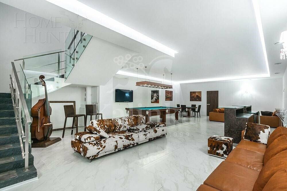 2-этажный коттедж 1 200 м² с отделкой