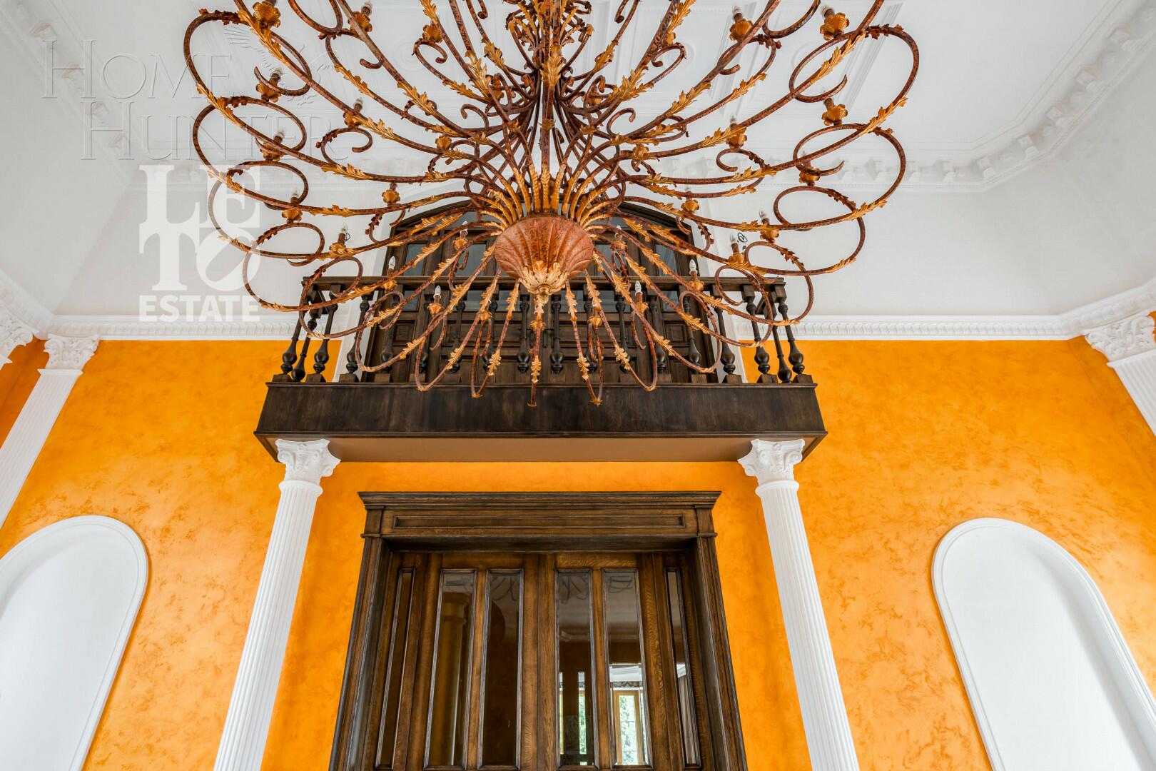 2-этажный коттедж 800 м² с отделкой