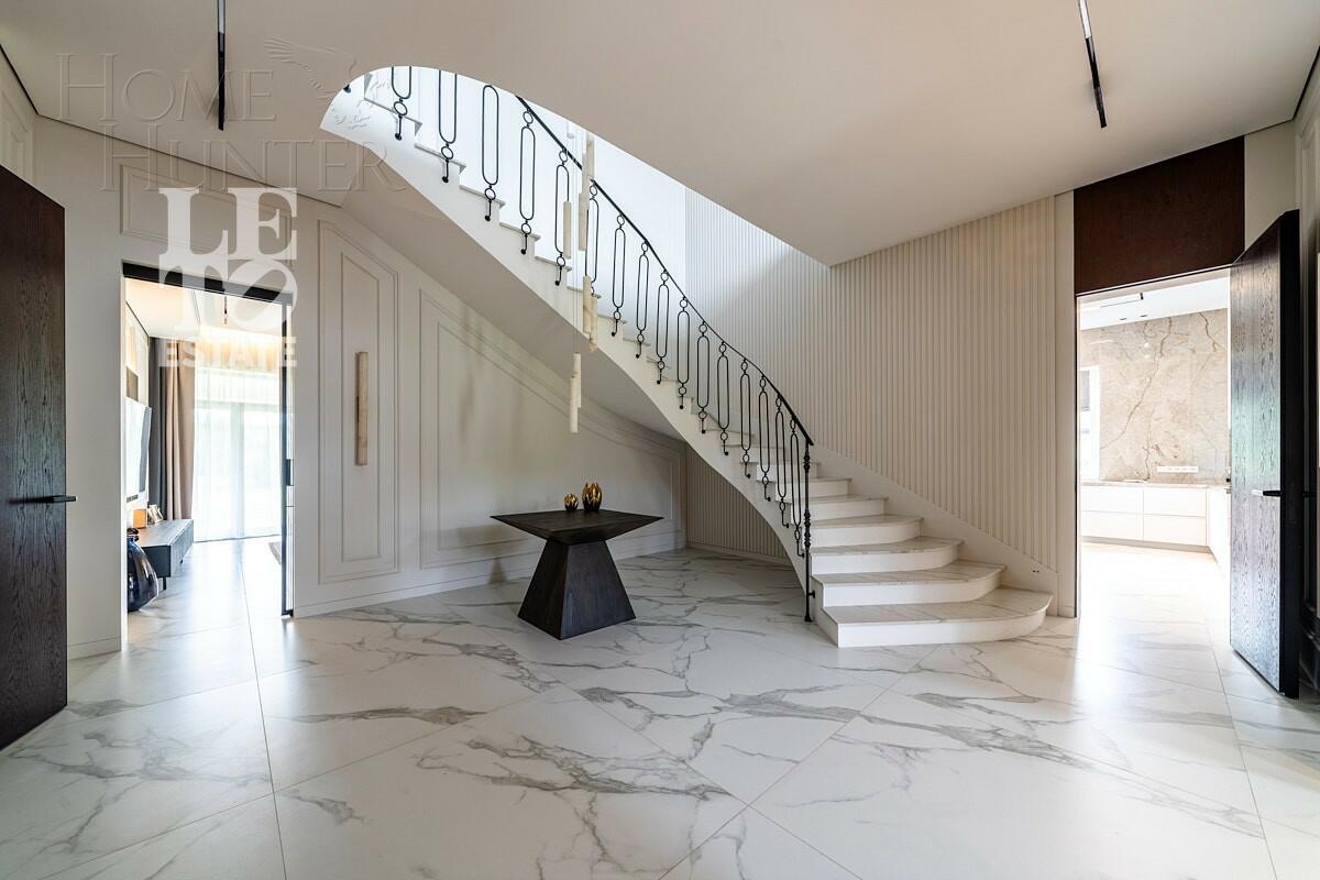 2-этажный коттедж 491 м² с отделкой