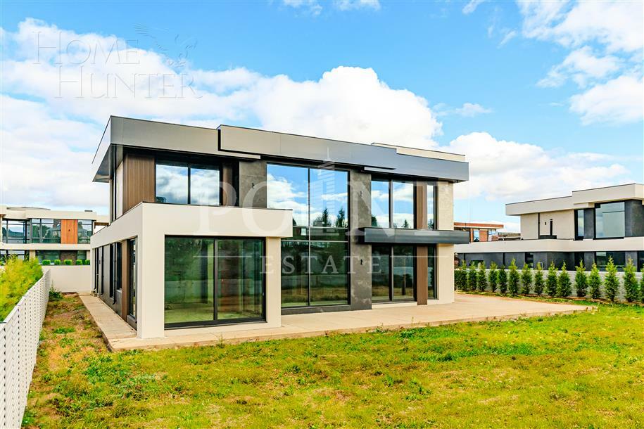 2-этажный коттедж 435 м² без отделки